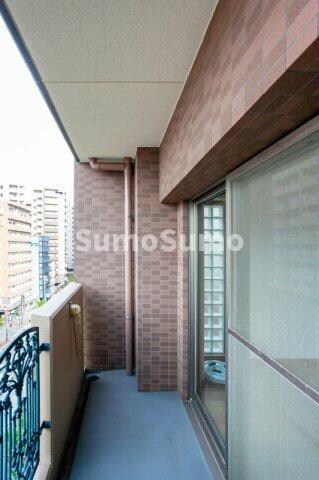 物件内観写真18　(落ち着いた時間を過ごせるバルコニーです)