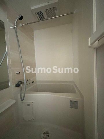 物件内観写真8　(コンパクトで使いやすいお風呂です)