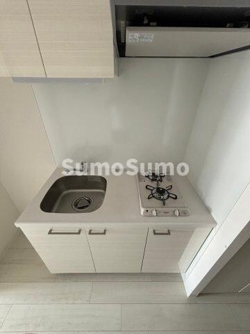 物件内観写真17　(コンパクトなキッチンで掃除もラクラク)