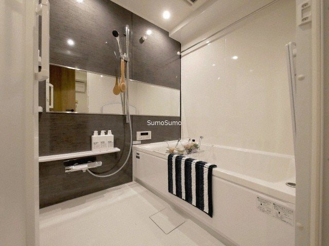 物件内観写真8　(日々の暮らしに欠かせないお風呂です)