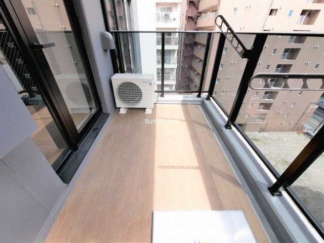 物件内観写真9　(バルコニーがあります)