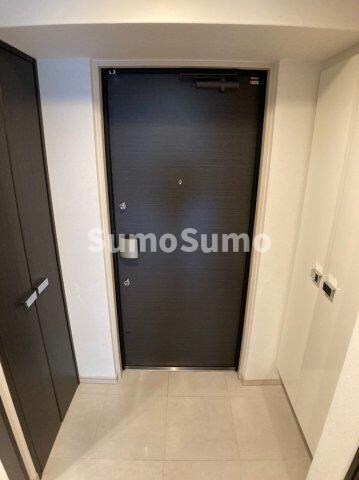 物件内観写真5　(玄関です)