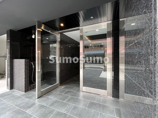 エントランス(毎日通るエントランスはこのようになっています)