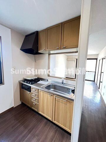 物件内観写真8　(使いやすいキッチンです)