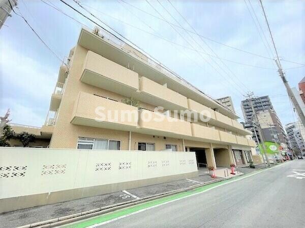 物件外観写真1　(外観もきれいです)