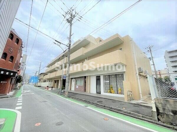 物件外観写真2　(物件の外観です)