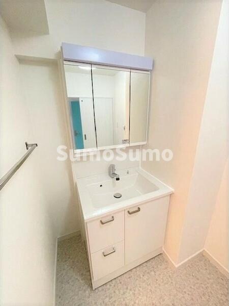 物件内観写真12　(洗面所です)