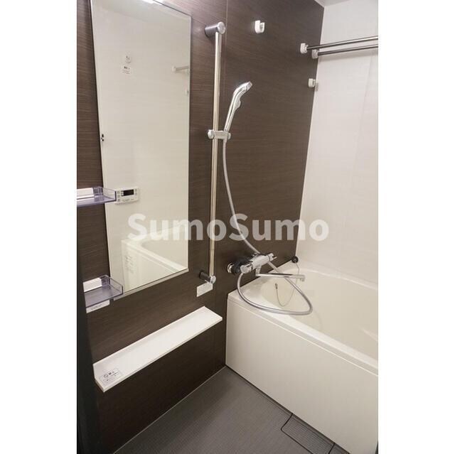 物件内観写真8　(きれいなお風呂です)