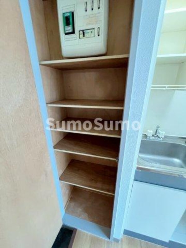 収納(便利な収納スペースです)