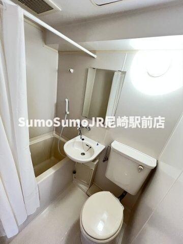 物件内観写真9　(落ち着いた空間のお風呂です)