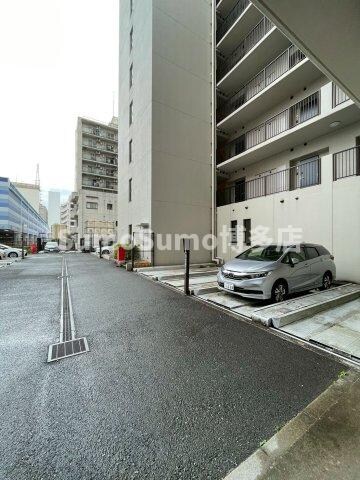 物件外観写真3　(駐車場があります)