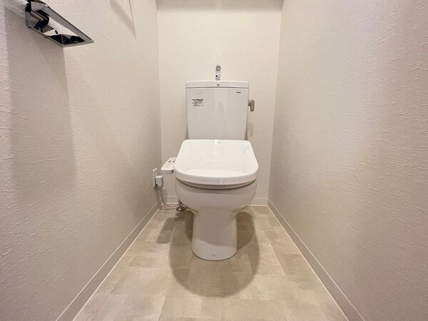 トイレ(シンプルで使いやすいトイレです)