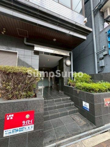物件外観写真2　(エントランスです)