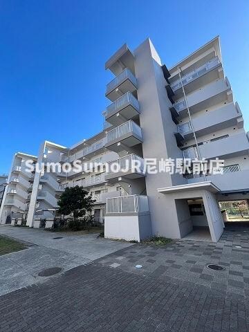 物件外観写真1　(外観も気になるポイント)