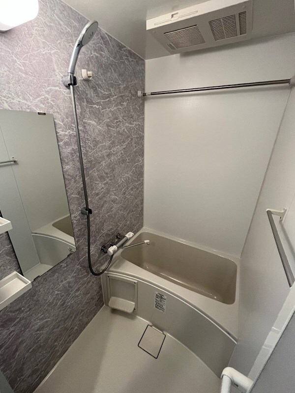 物件内観写真9　(お風呂で日々の疲れを落としましょう)