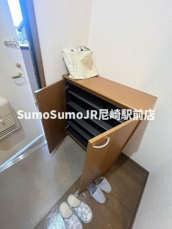 収納(こまごまとしたものを収納できそうですね)