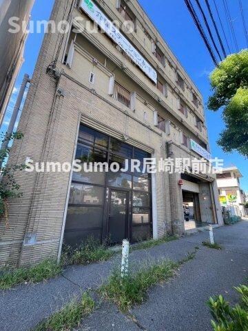 物件外観写真1　(外はこのようになっています)