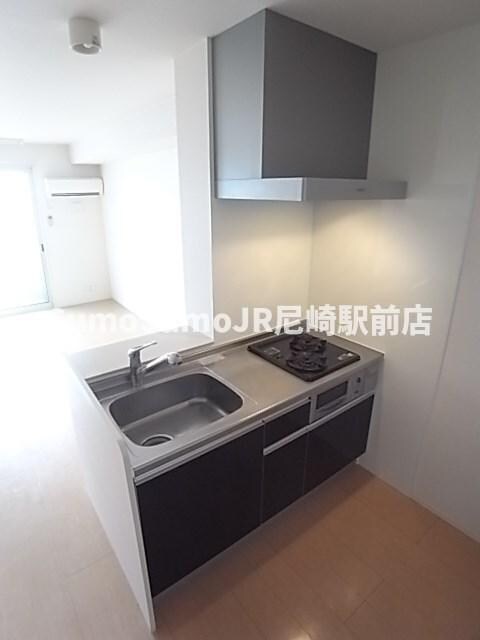 物件内観写真5　(お料理しやすいキッチンです)