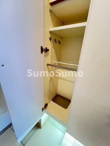 物件内観写真9　(収納スペース豊富です)