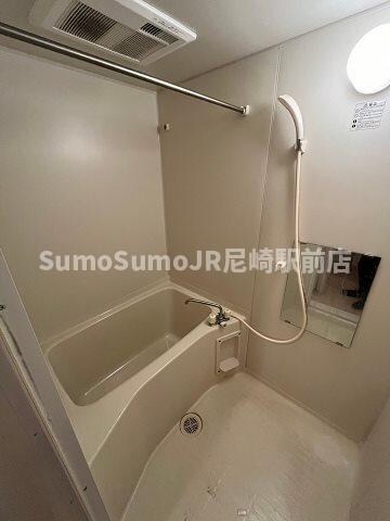 物件内観写真8　(日々の暮らしに欠かせないお風呂です)