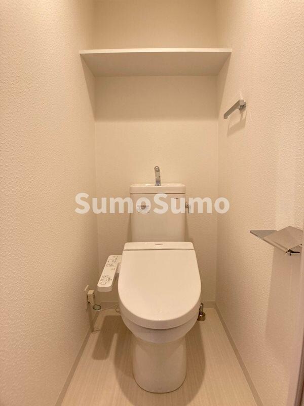 物件内観写真10　(コンパクトで使いやすいトイレです)