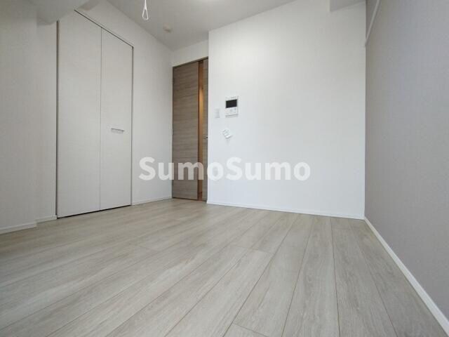 物件内観写真7　(ゆったりとしたリビングです)