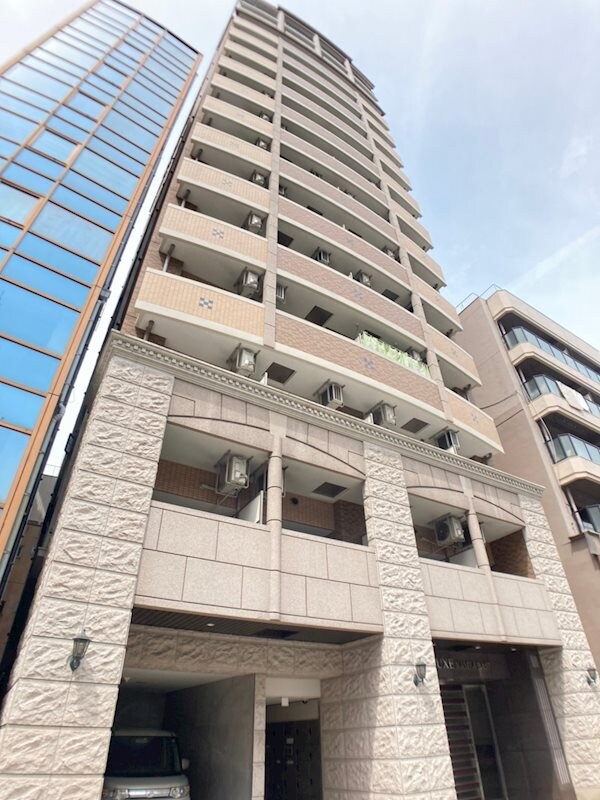 物件外観写真1　(きれいな外観です)