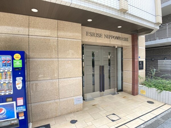 エントランス(毎日通るエントランスはこのようになっています)