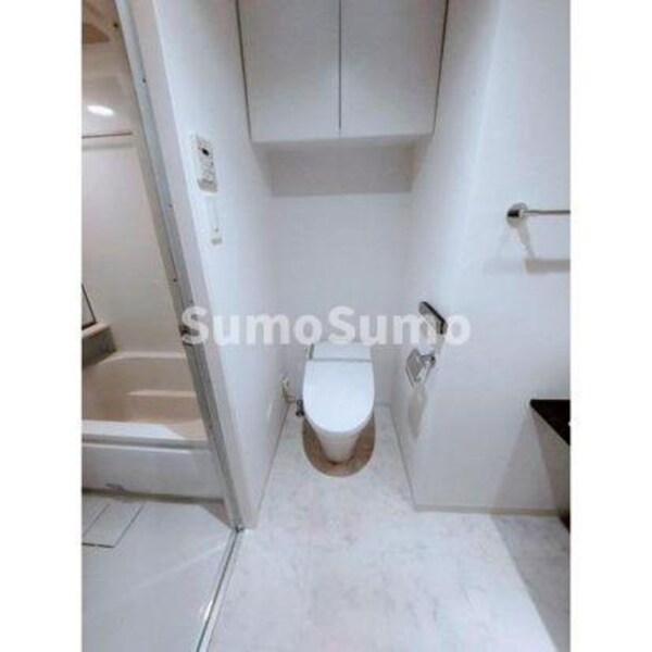 トイレ(シンプルで使いやすいトイレです)