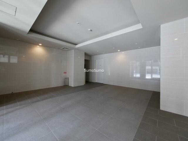 物件外観写真4　(ロビーです)