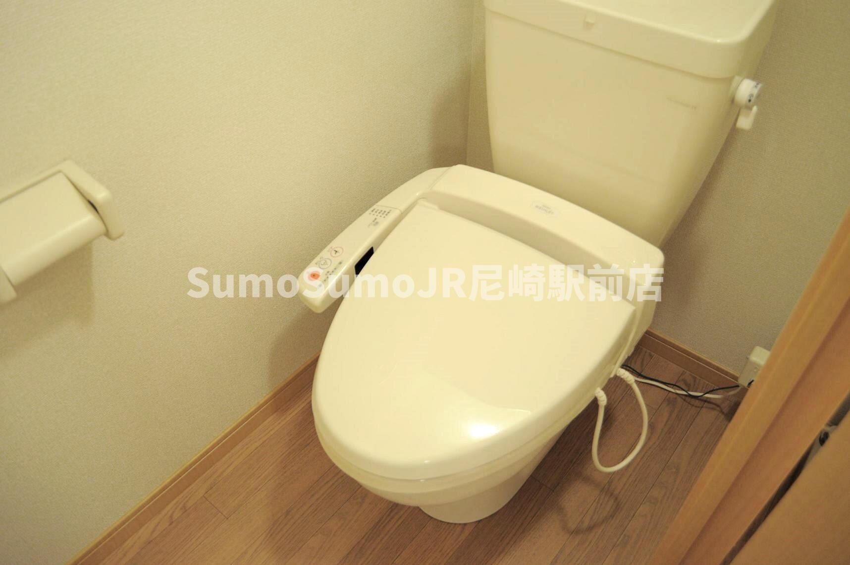 物件内観写真8　(トイレもきれいです)