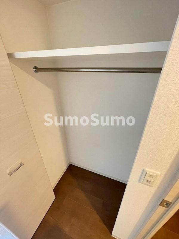 物件内観写真13　(ちょっとした収納スペースも充実しています)