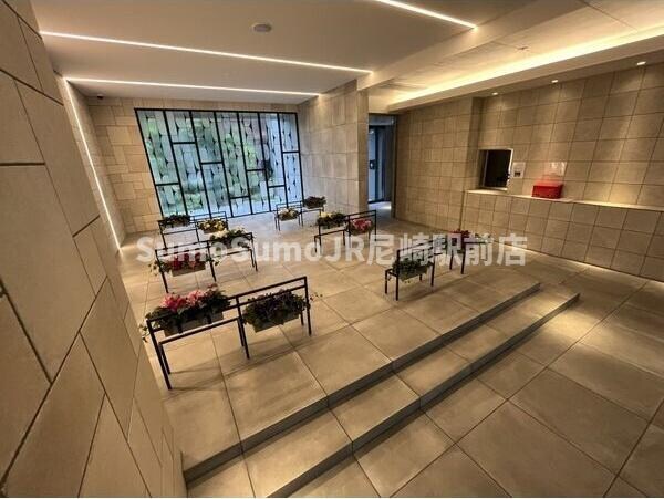 物件外観写真5　(建物の内部です)