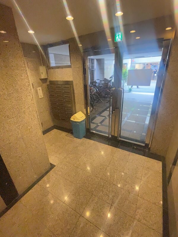 物件外観写真3　(毎日通るロビーはこのようになっています)