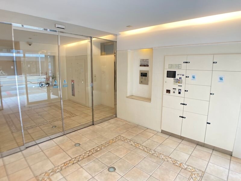 物件外観写真3　(建物の内部です)