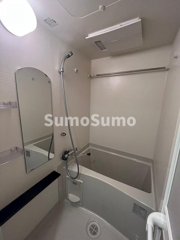 物件内観写真9　(きれいなお風呂です)