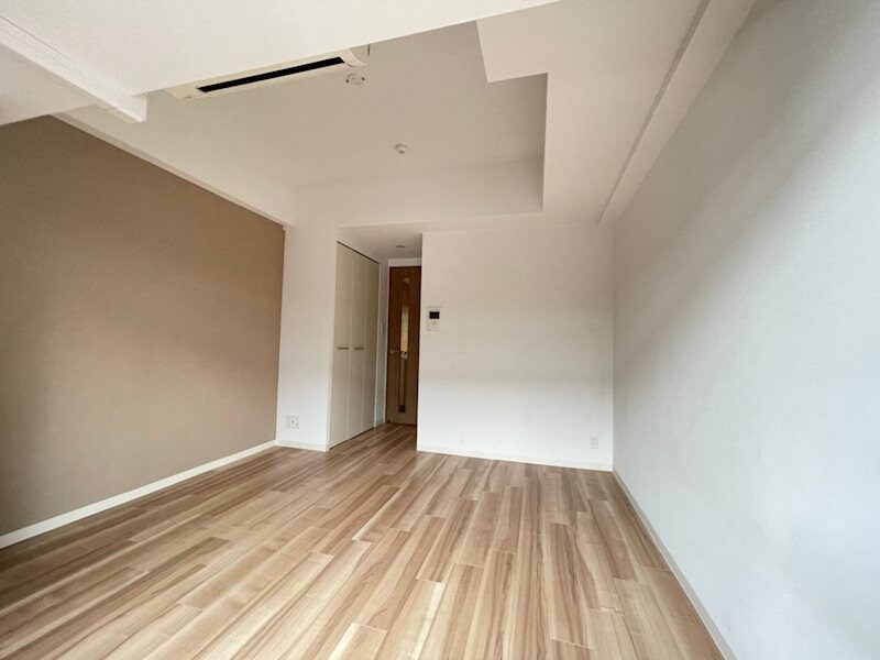 物件内観写真6　(ゆったり過ごせる居間です)