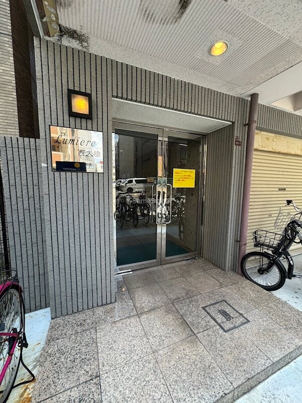 物件外観写真2　(毎日通るエントランスはこのようになっています)