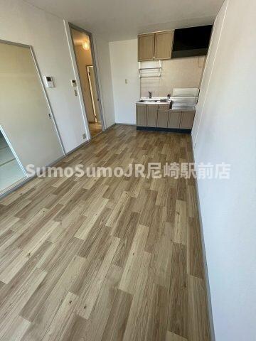 物件内観写真13　(使いやすいリビングです)