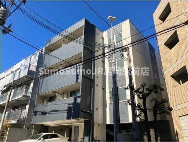 物件外観写真8　(外観もきれいです)