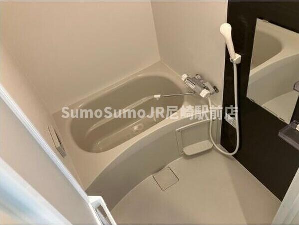 物件内観写真27　(コンパクトで使いやすいお風呂です)