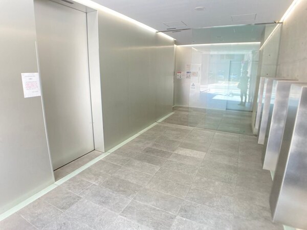 ロビー・ラウンジ