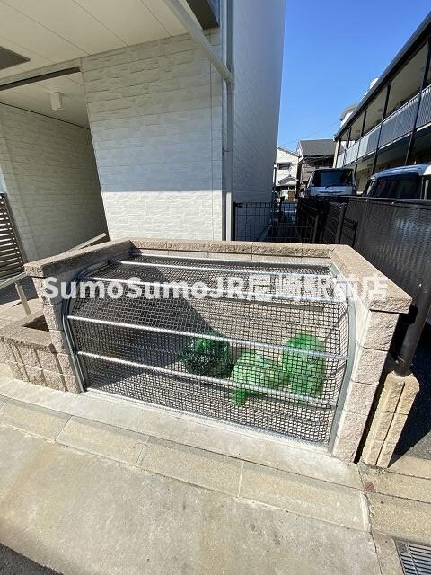 物件内観写真25　(外はこのようになっています)