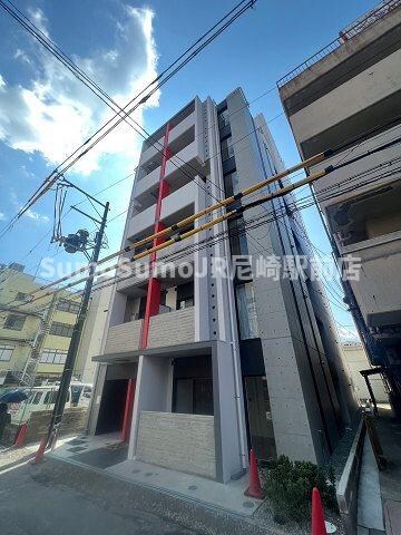 物件外観写真1　(外観もきれいです)