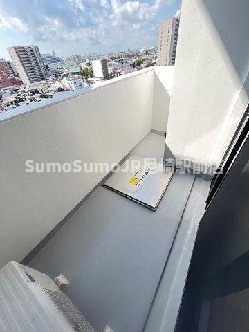 物件内観写真8　(外からの目が気にならないバルコニーで洗濯物が干せます)