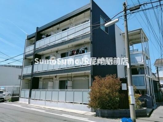 物件外観写真1　(おしゃれな外観です)