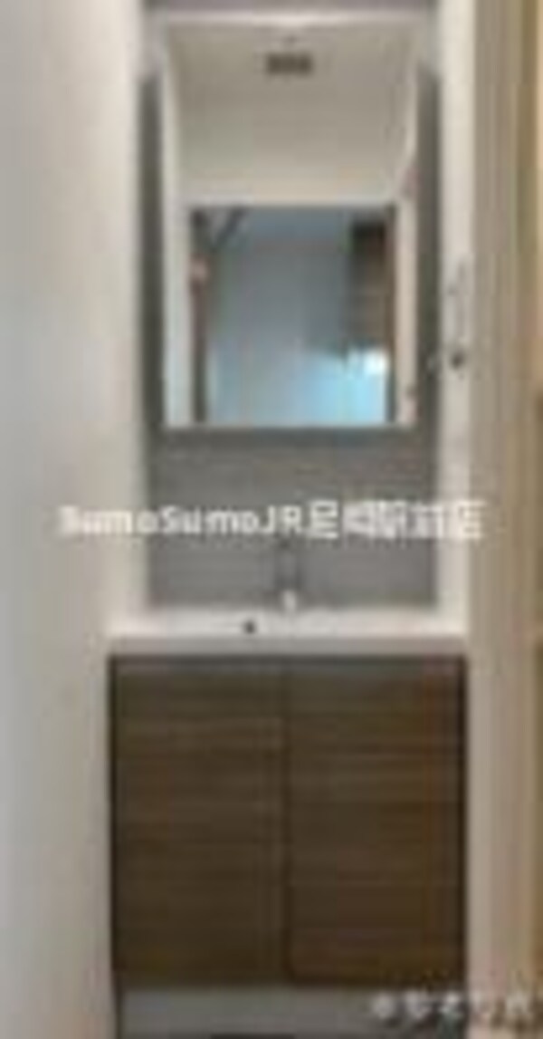 独立洗面台(朝の身支度には欠かせない独立洗面化粧台)