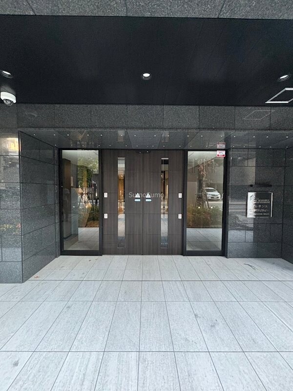 エントランス(建物の内部です)