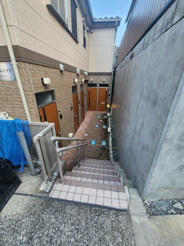 エントランス( )