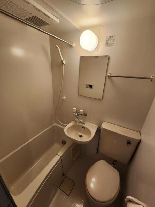 洗面・脱衣所( )